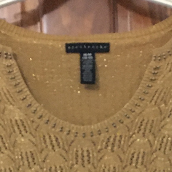 Long Sleeve Sweater - Picture 3 of 3